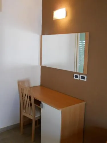 Hotel Favorita Cesenatico 3*,