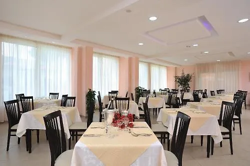 Hotel Favorita Cesenatico