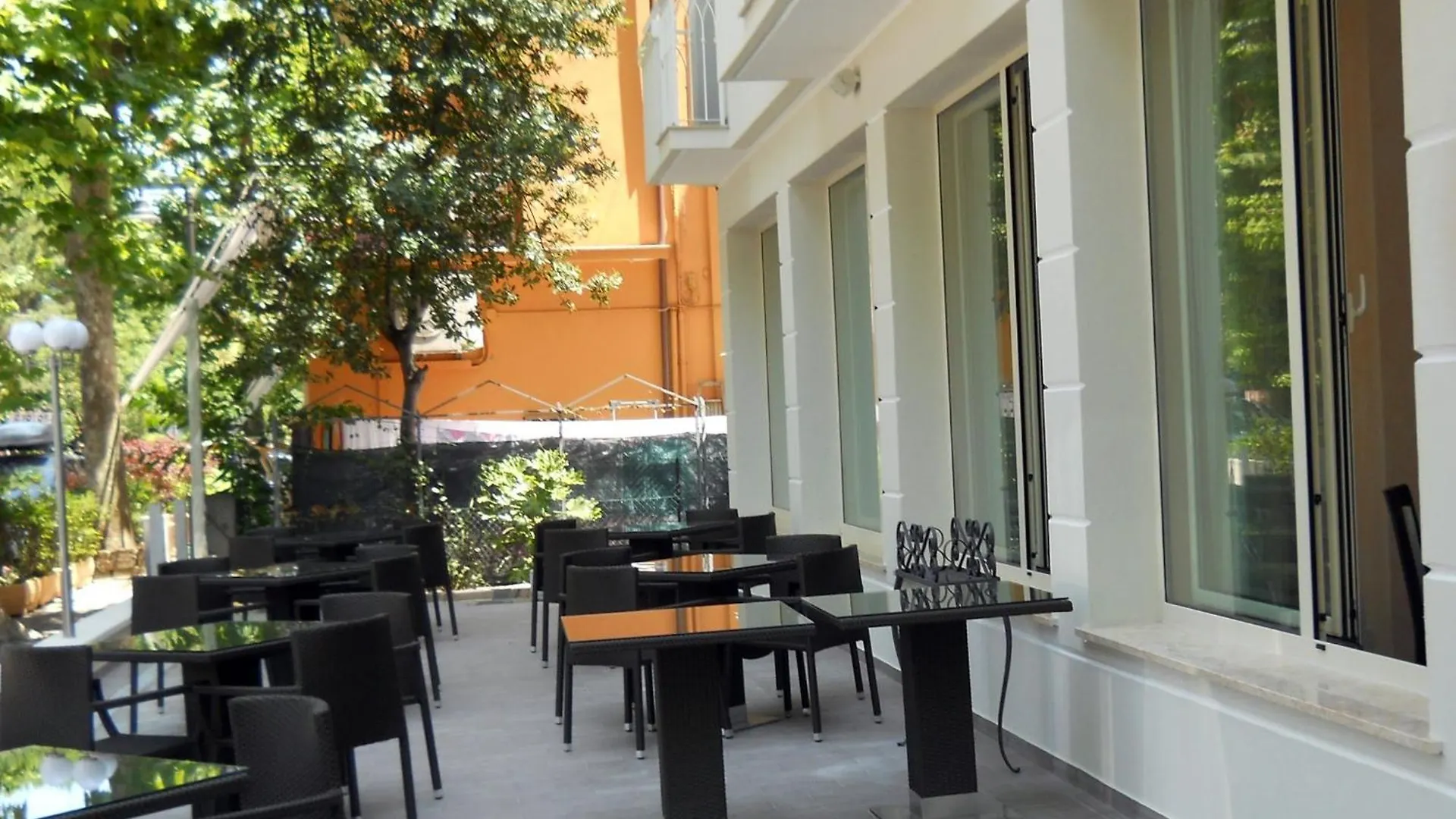 Hotel Favorita Cesenatico Italy