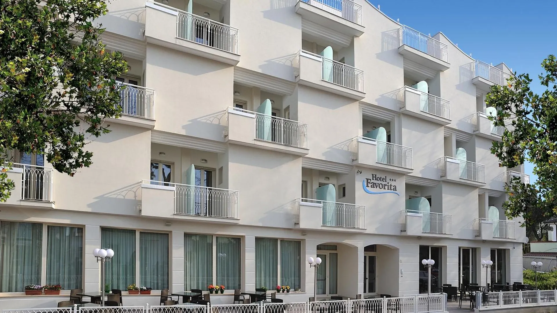 Hotel Favorita Cesenatico