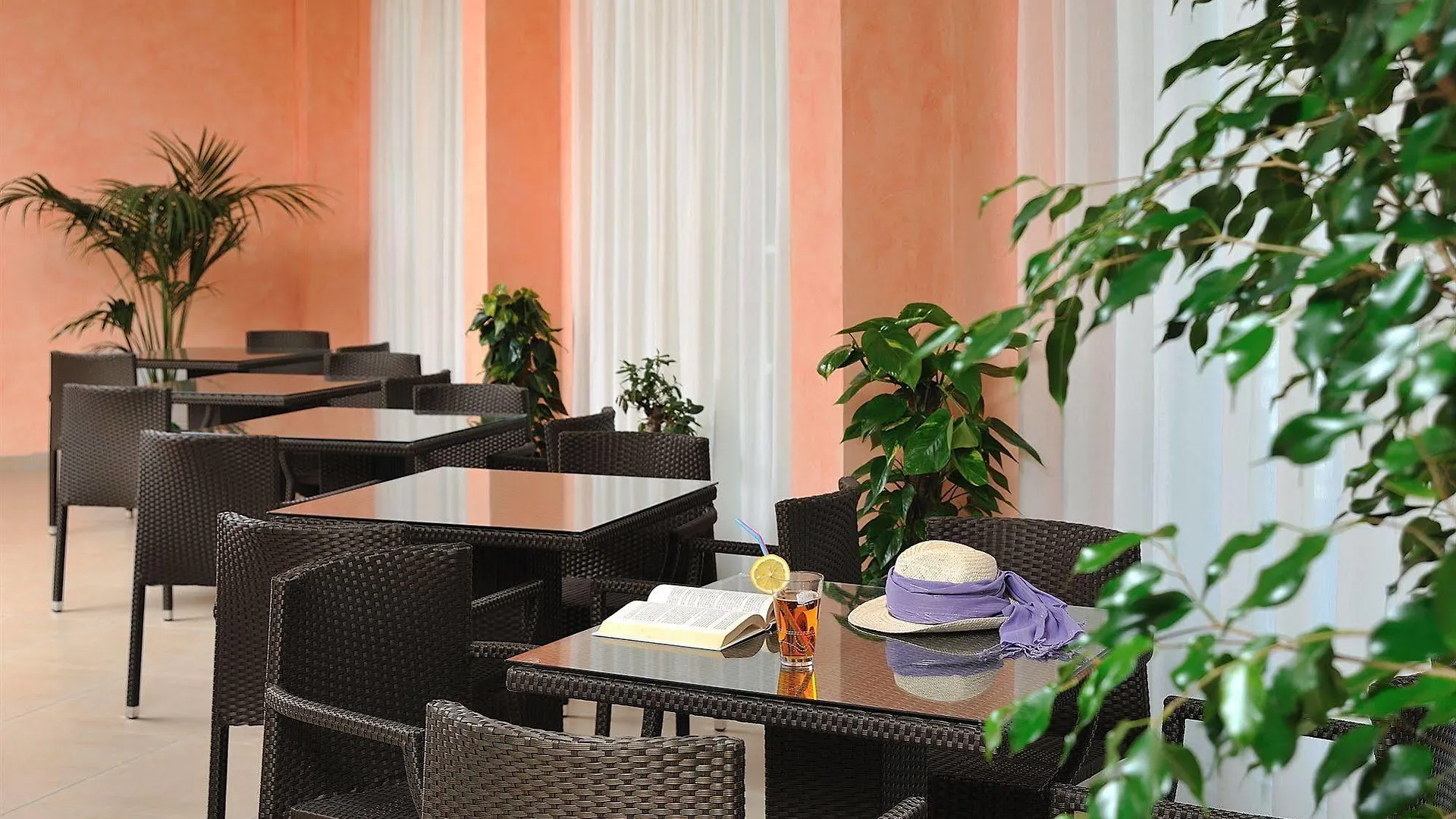 Hotel Favorita Cesenatico